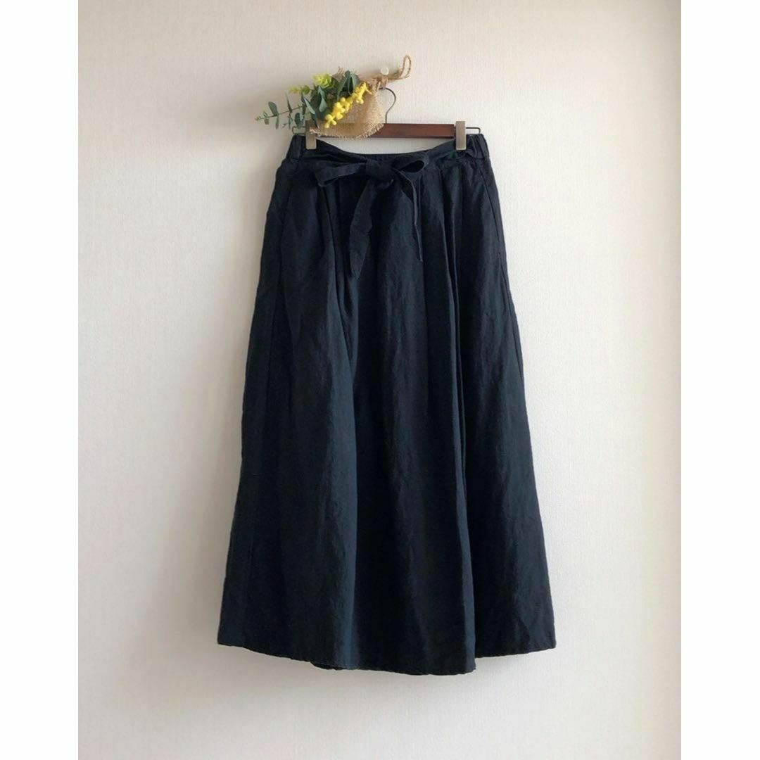BEARDSLEY(ビアズリー)のビアズリー BEARDSLEY リネン100% ロングスカート 麻 黒 ブラック レディースのスカート(ロングスカート)の商品写真