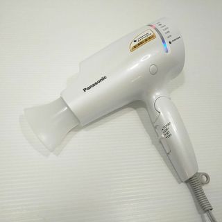 パナソニック(Panasonic)のパナソニック ヘアドライヤー ナノケア 白 EH-CNA9E-W(ドライヤー)