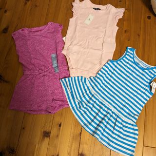 ベビーギャップ(babyGAP)の新品　babygap　3点セット90(ワンピース)