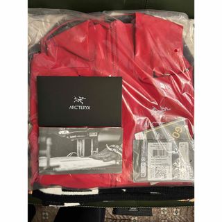 ARC'TERYX(ジャケット/アウター ・ レッド/赤色系)のフリマ ARC'TERYX(ジャケット/アウター ・ レッド/赤色系)のフリマ