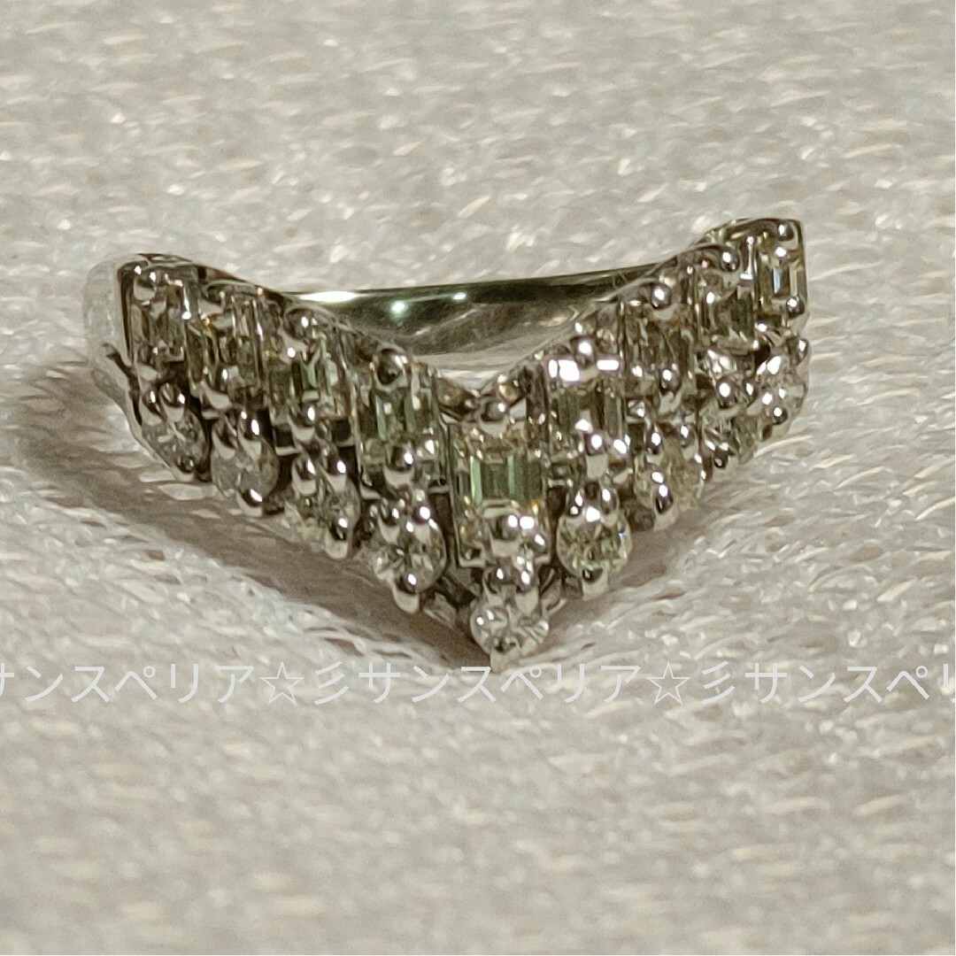 Pt900　ダイヤモンド0.71ctＶ字デザインリング レディースのアクセサリー(リング(指輪))の商品写真