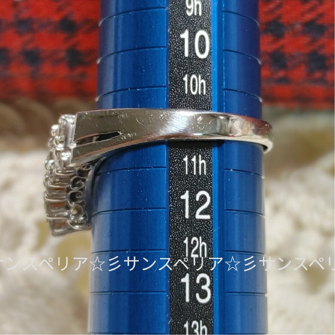 Pt900　ダイヤモンド0.71ctＶ字デザインリング レディースのアクセサリー(リング(指輪))の商品写真