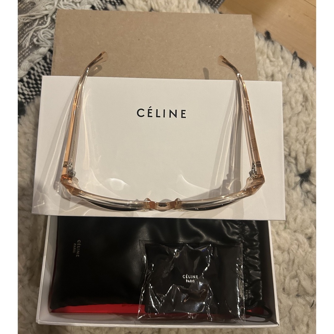 celine(セリーヌ)の最終価格　未使用　セリーヌ フィービー celine サングラス クリアピンク  レディースのファッション小物(サングラス/メガネ)の商品写真