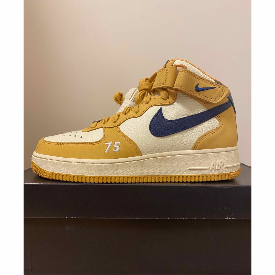 NIKE(ナイキ)の【海外品】NIKE AIR FORCE 1 MID Paris/Pollen メンズの靴/シューズ(スニーカー)の商品写真