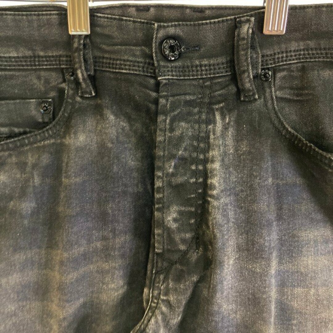 DIESEL(ディーゼル)の★DIESEL ディーゼル TEPPHAR SLIM CARROT USED加工 スキニーデニムパンツ ブラック sizeW30-L30 メンズのパンツ(デニム/ジーンズ)の商品写真