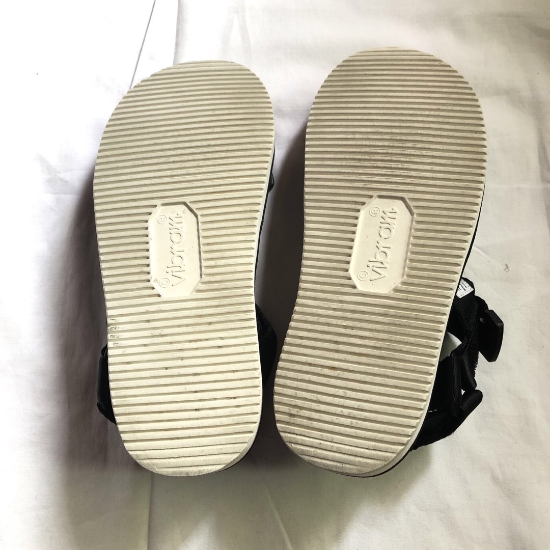 suicoke(スイコック)のSUICOKE サンダル　ストラップ　ブラック メンズの靴/シューズ(サンダル)の商品写真