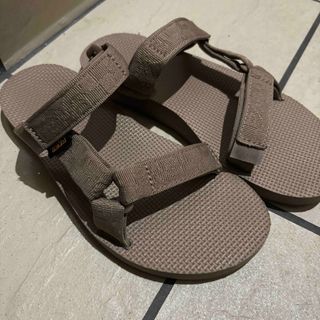 テバ(Teva)のTeva テバ　サンダル　ベージュ　24cm 美品(サンダル)