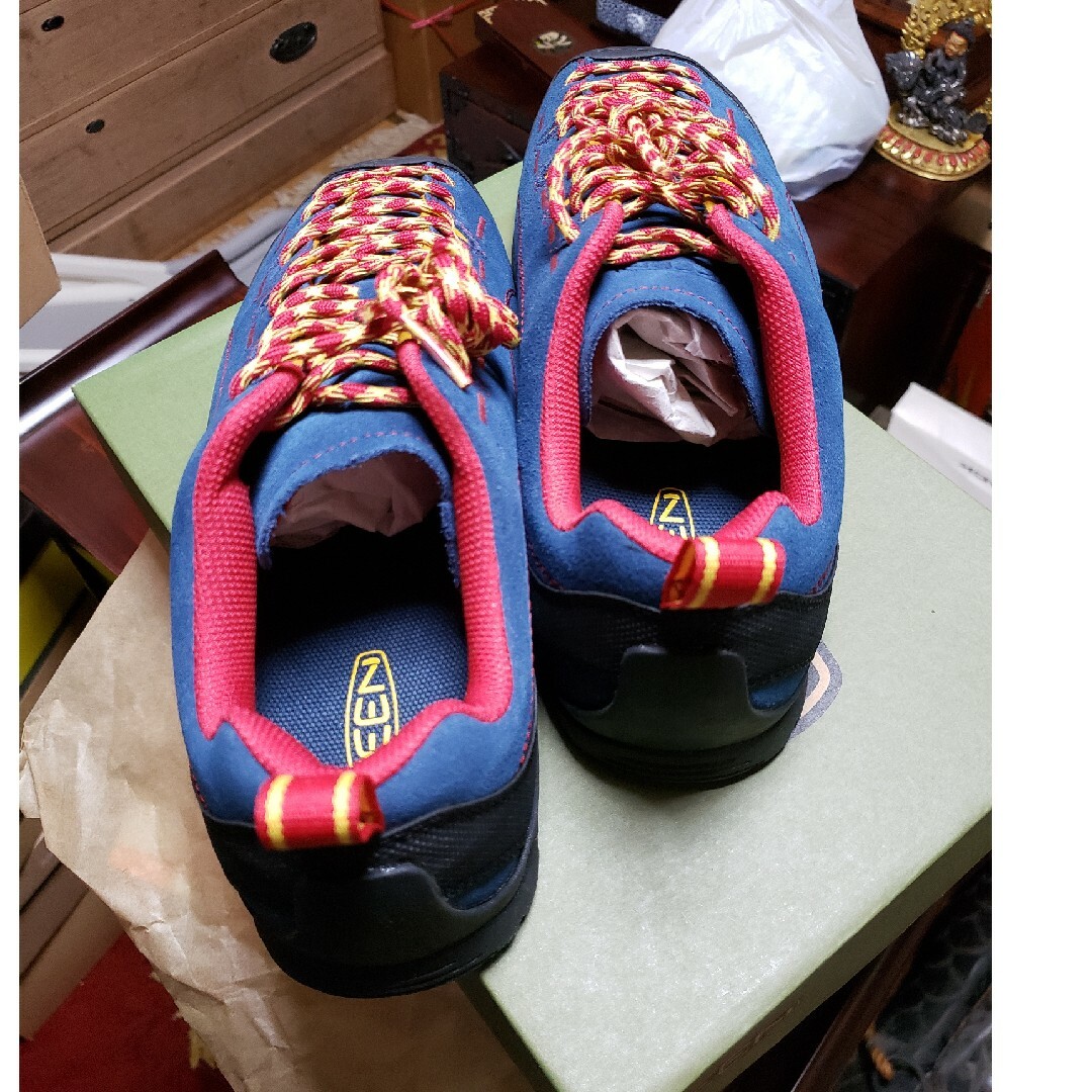 KEEN(キーン)のアウトドアスニーカー メンズの靴/シューズ(スニーカー)の商品写真