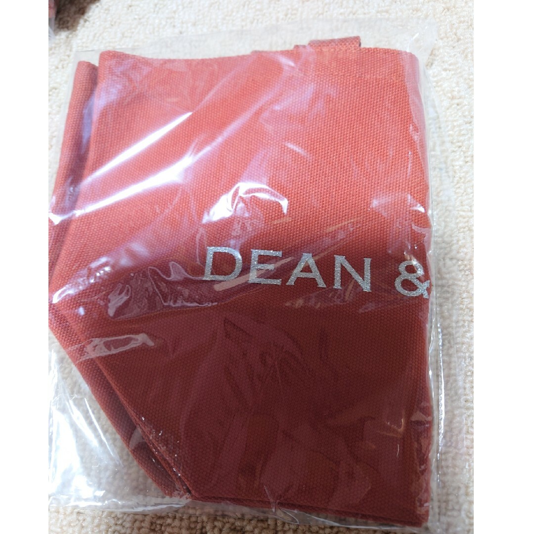 DEAN & DELUCA(ディーンアンドデルーカ)のDEAN&DELUCAチャリティトートバック テラコッタS レディースのバッグ(トートバッグ)の商品写真