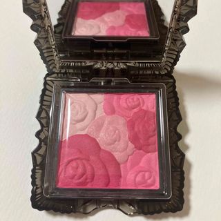 アナスイ(ANNA SUI)の未使用　アナスイ　ローズチークカラー　N300 (チーク)