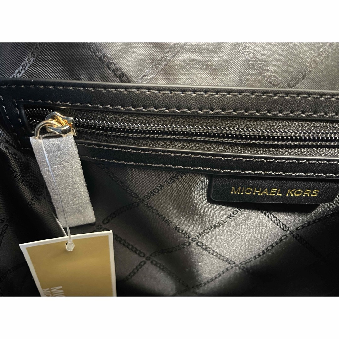 Michael Kors(マイケルコース)の新品　マイケルコーストートバッグ MICHAEL KORS マリリン レディースのバッグ(ハンドバッグ)の商品写真