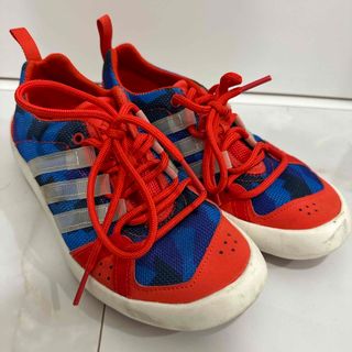 アディダス(adidas)のadidas スニーカー(スニーカー)