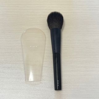 RMK - RMK チークブラシ カバー付き