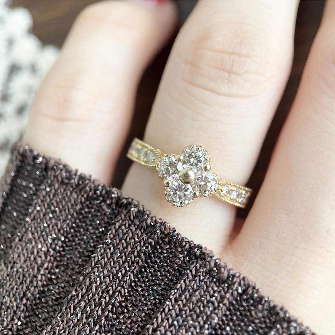 ★キラキラ✨ 豪華 K18 フラワー 花 0.8ct 指輪 9号 レディースのアクセサリー(リング(指輪))の商品写真