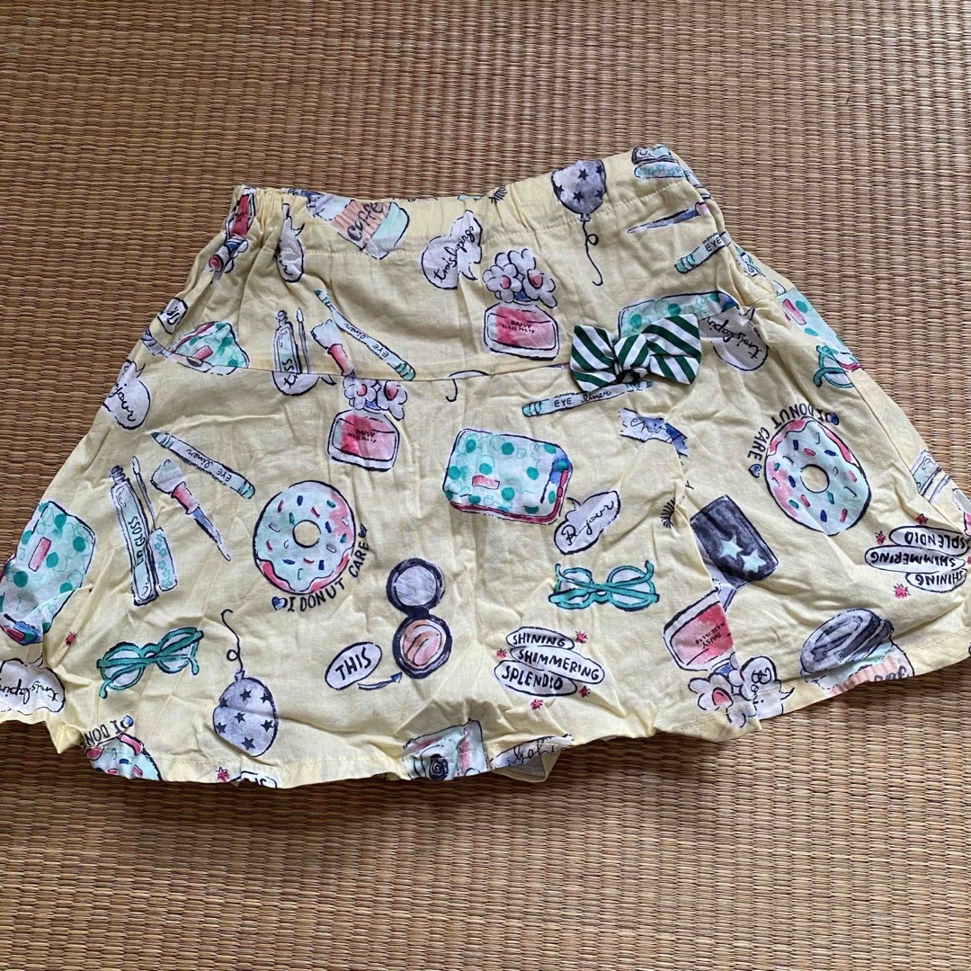 trois lapins(トロワラパン)のトロワラパン　KP コスメ柄スカパン　110 キッズ/ベビー/マタニティのキッズ服女の子用(90cm~)(パンツ/スパッツ)の商品写真