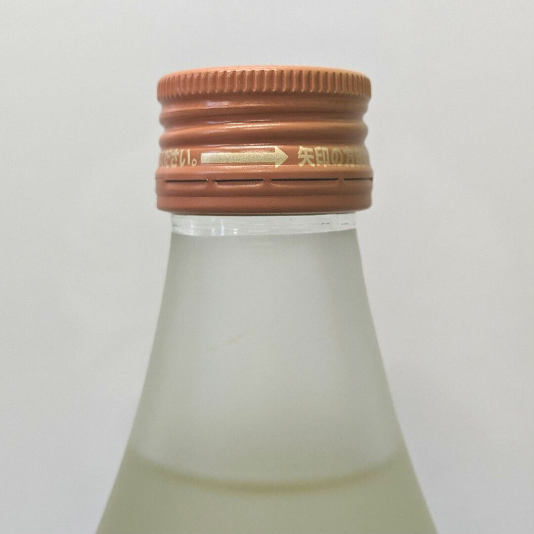 冬蟲夏草酒 　金霧島　健麗酒　900ml 25%　未開栓　箱なし 食品/飲料/酒の酒(焼酎)の商品写真