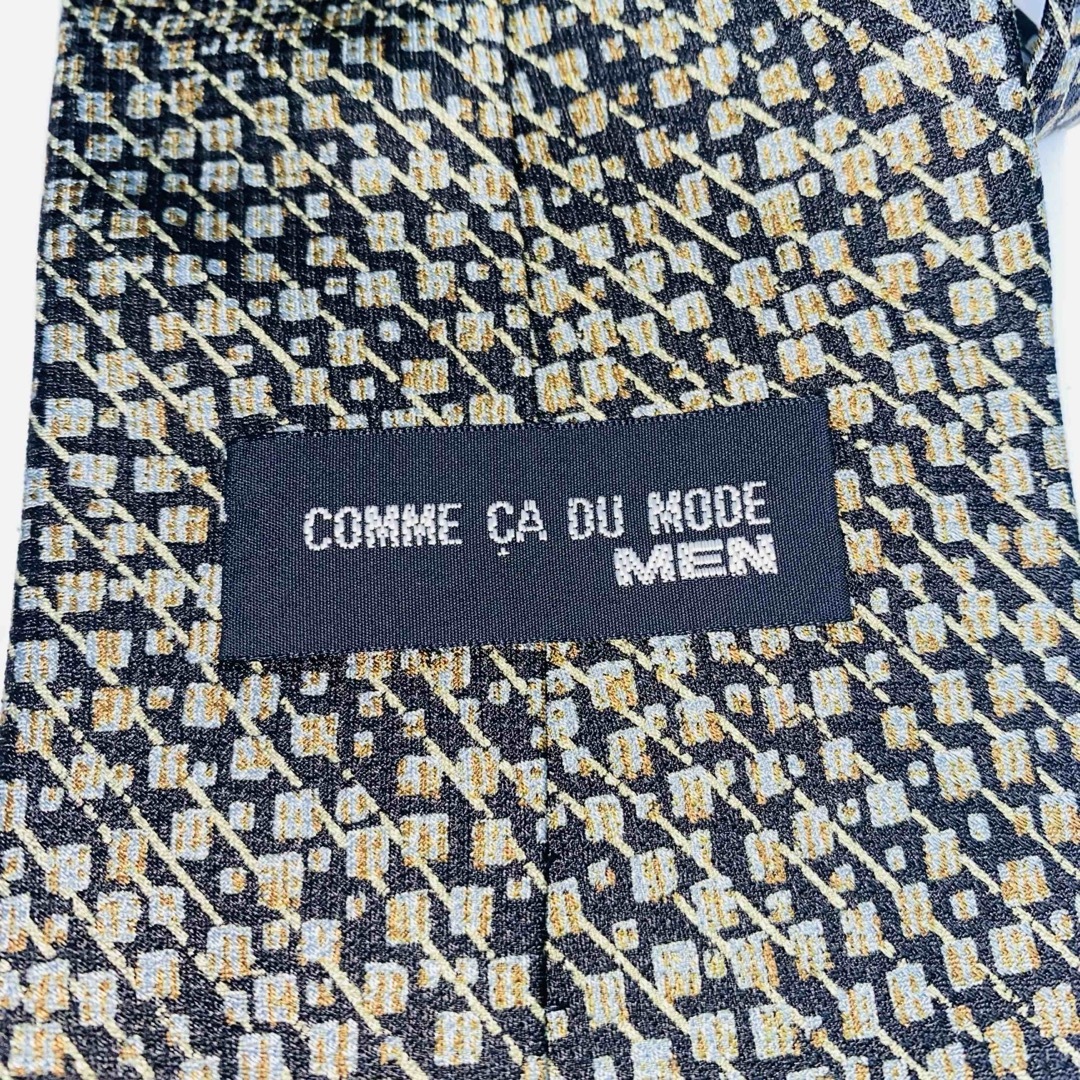 COMME CA DU MODE(コムサデモード)の【腕時計セット】COMME CA DU MODE シルクネクタイ　日本製　総柄 メンズのファッション小物(ネクタイ)の商品写真