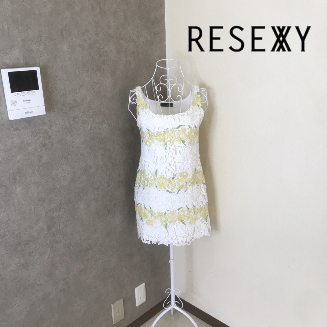 RESEXXY(リゼクシー)のリゼクシー♡1度着用　レースカットソー レディースのトップス(カットソー(半袖/袖なし))の商品写真