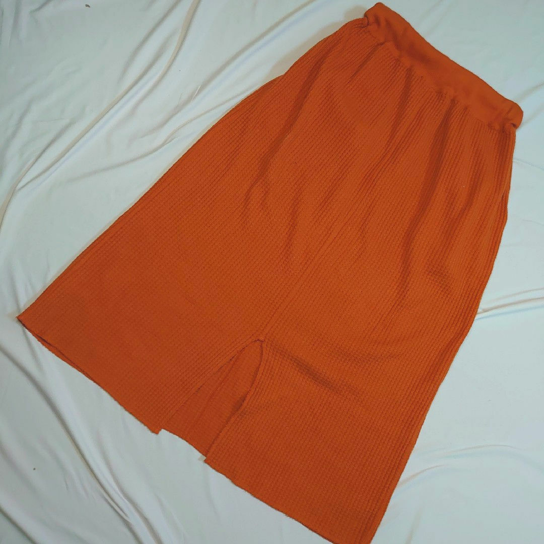 Kastane(カスタネ)のKastane ニットスカート オレンジ  スカート ロングスカート ロング レディースのスカート(ロングスカート)の商品写真