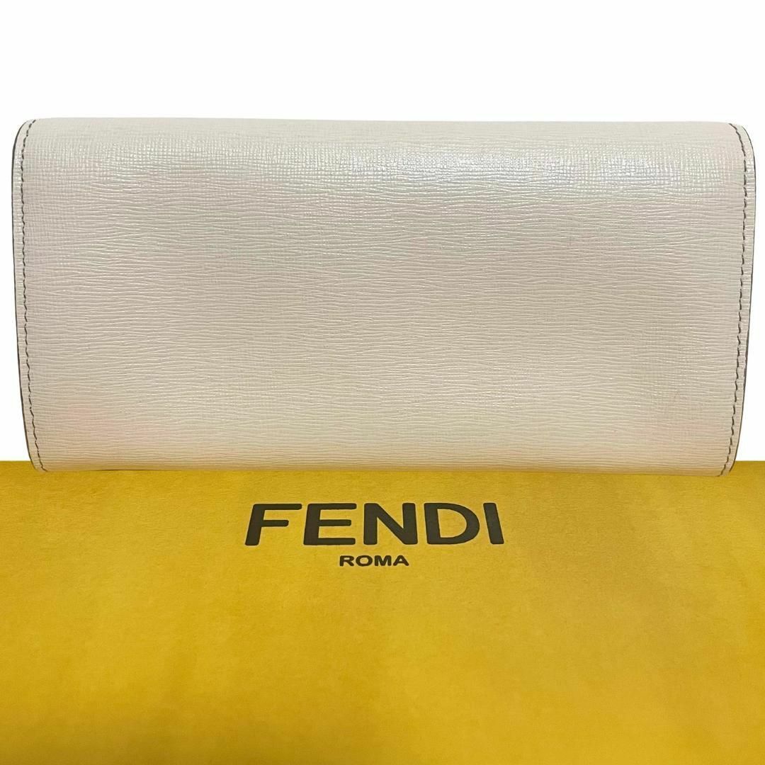 FENDI(フェンディ)の【新品に近い】FENDI フェンディ BAG BUGS 長財布 レディースのファッション小物(財布)の商品写真