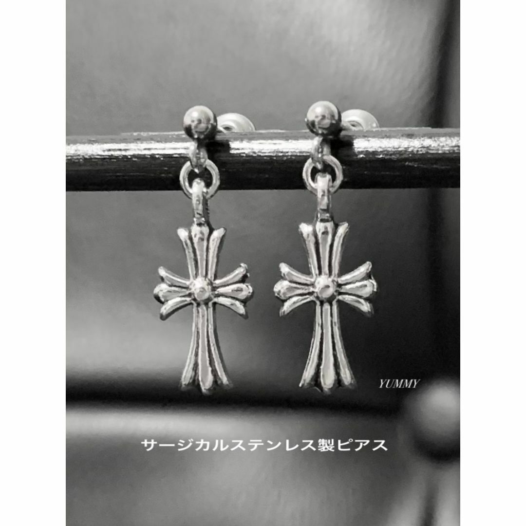 【クロスピアス ベルキャッチタイプ 2個】クロムハーツ好きに♪ メンズのアクセサリー(ピアス(両耳用))の商品写真