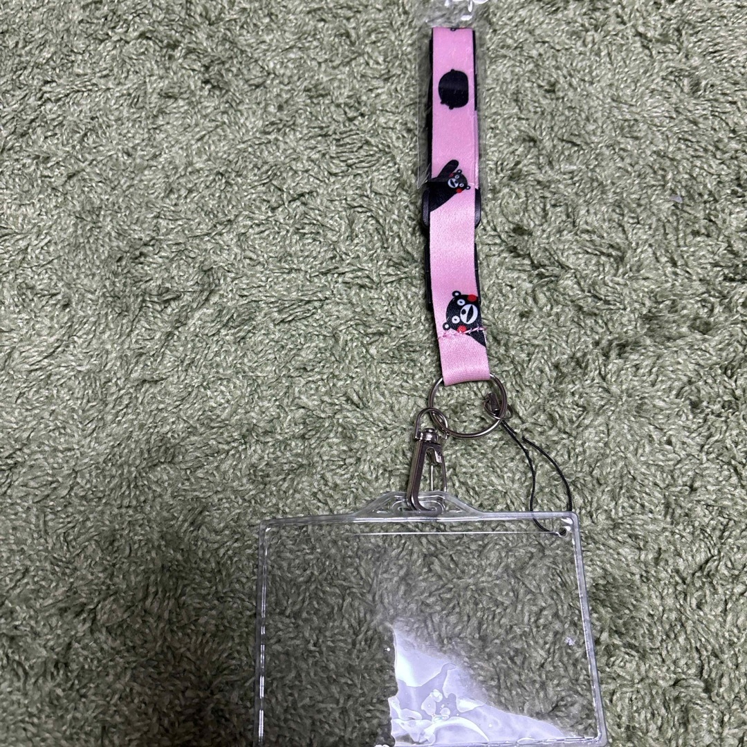 くまモンネックストラップ スマホ/家電/カメラのスマホアクセサリー(ネックストラップ)の商品写真