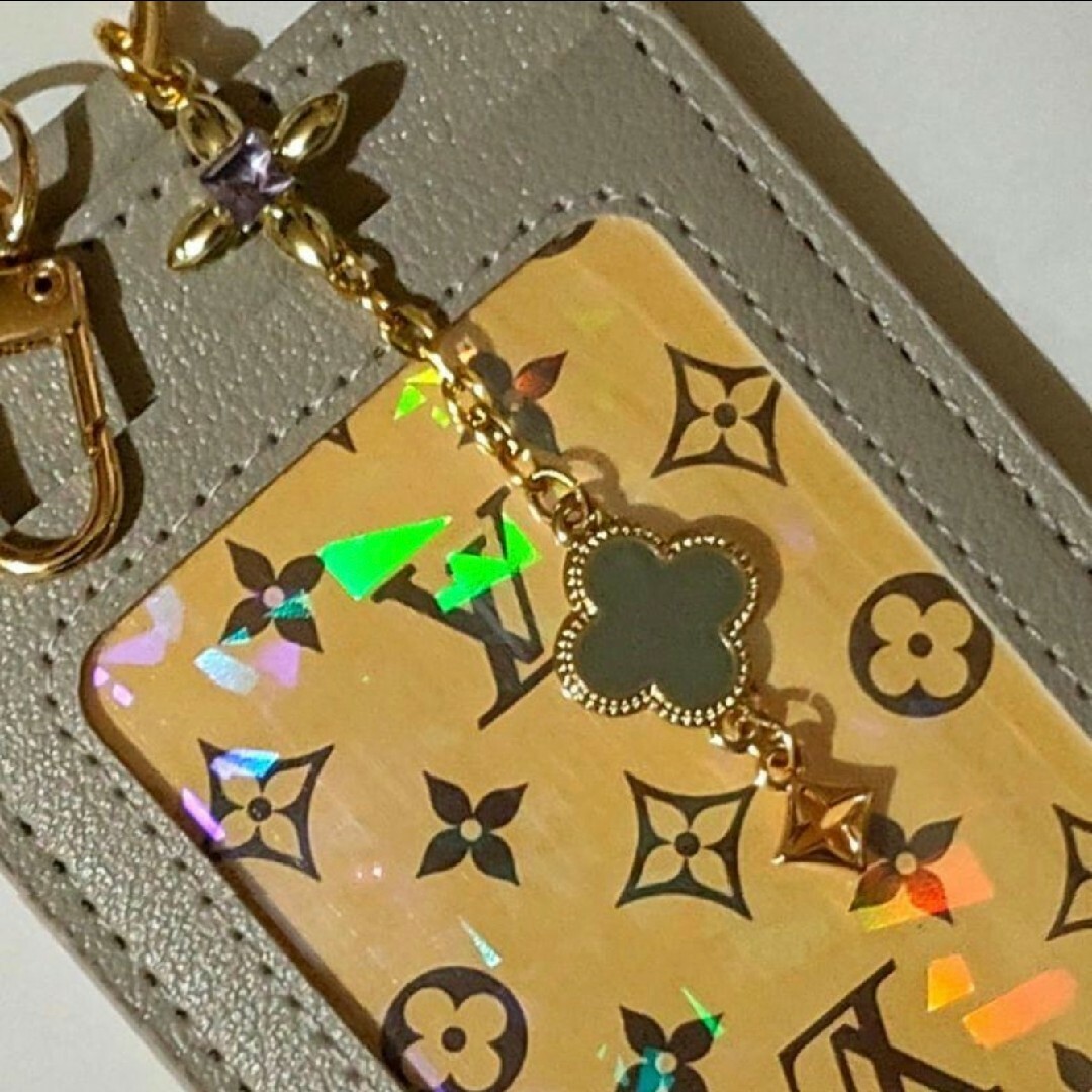 LOUIS VUITTON(ルイヴィトン)の希少♥LOUIS VUITTON♦モノグラムトランプ １枚 新品パスケースG34 メンズのファッション小物(名刺入れ/定期入れ)の商品写真