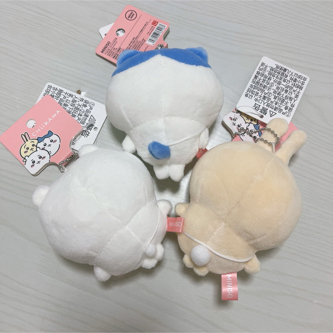 ちいかわ マスコット おでかけ楽しみ 中国限定 MINISO エンタメ/ホビーのおもちゃ/ぬいぐるみ(キャラクターグッズ)の商品写真