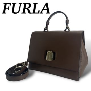 フルラ(Furla)のフルラ　エマ　ショルダーバッグ　ハンドバッグ　斜めがけ　金具　ブラウン　レザー(ショルダーバッグ)