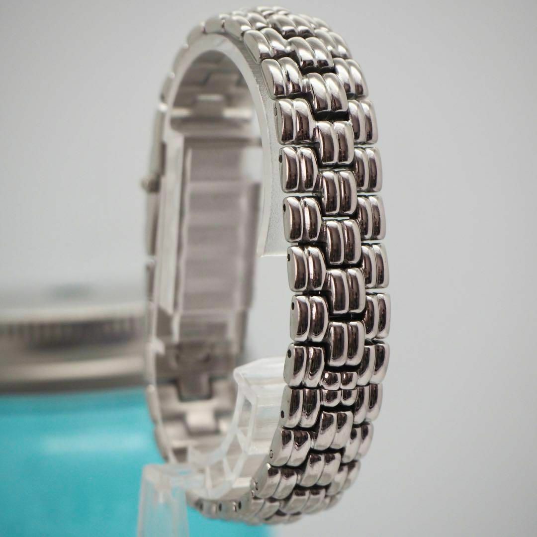 FENDI(フェンディ)の8 FENDI フェンディ レディース腕時計 シルバー ホワイト ブレスレット レディースのファッション小物(腕時計)の商品写真