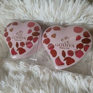 ゴディバ(GODIVA)の【ゴディバ袋付2個】ゴディバ  Gキューブミニハート缶5粒入り(菓子/デザート)