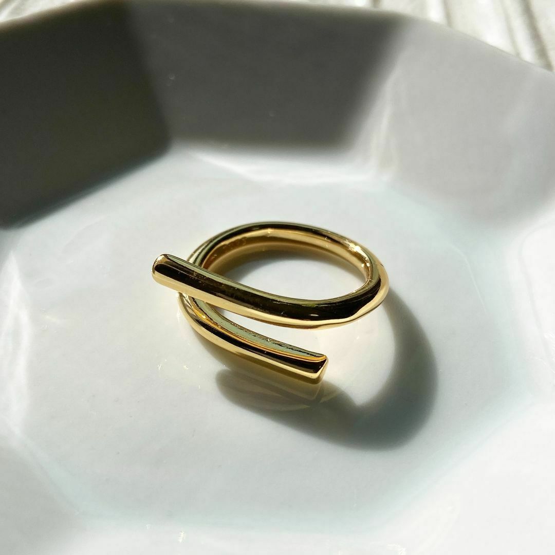 1LINE　curve　ring　ゴールドring レディースのアクセサリー(リング(指輪))の商品写真