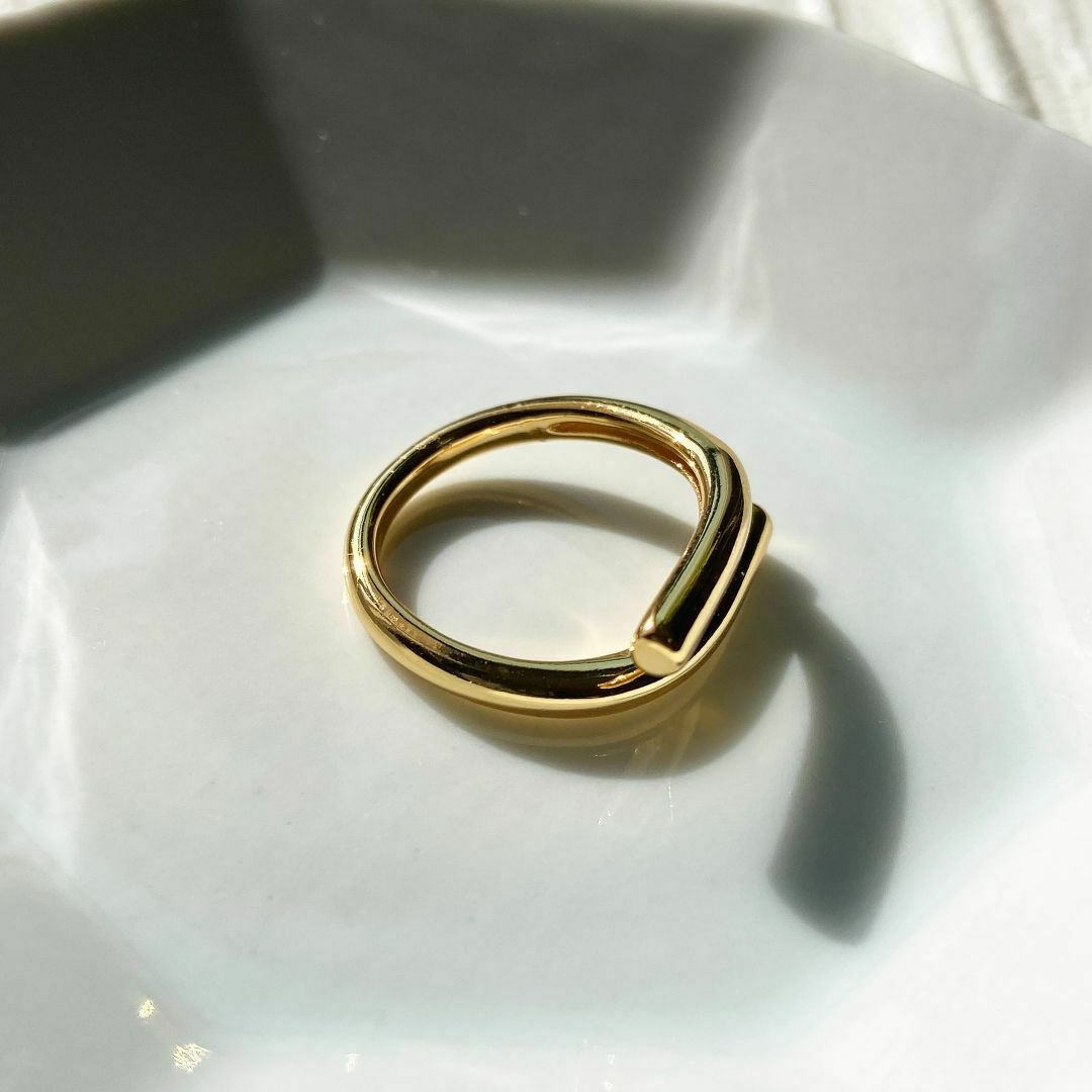 1LINE　curve　ring　ゴールドring レディースのアクセサリー(リング(指輪))の商品写真