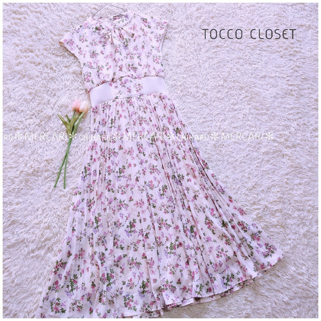 tocco(トッコ)の《tocco closet》ウエストリブ切り替えフラワープリントプリーツワンピ レディースのワンピース(ロングワンピース/マキシワンピース)の商品写真