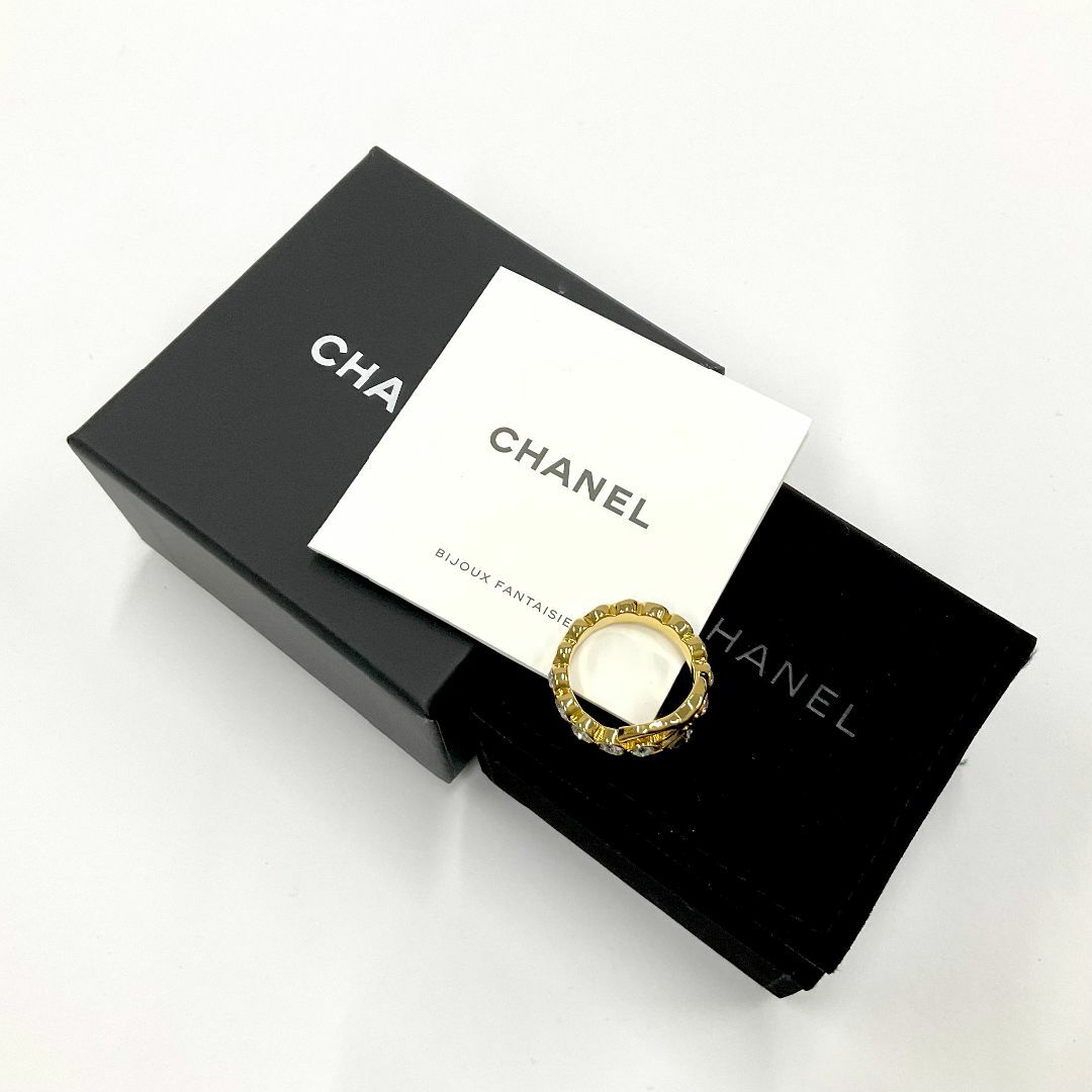 CHANEL(シャネル)の8732 シャネル ココマーク ラインストーン リング 指輪 ゴールド レディースのアクセサリー(リング(指輪))の商品写真