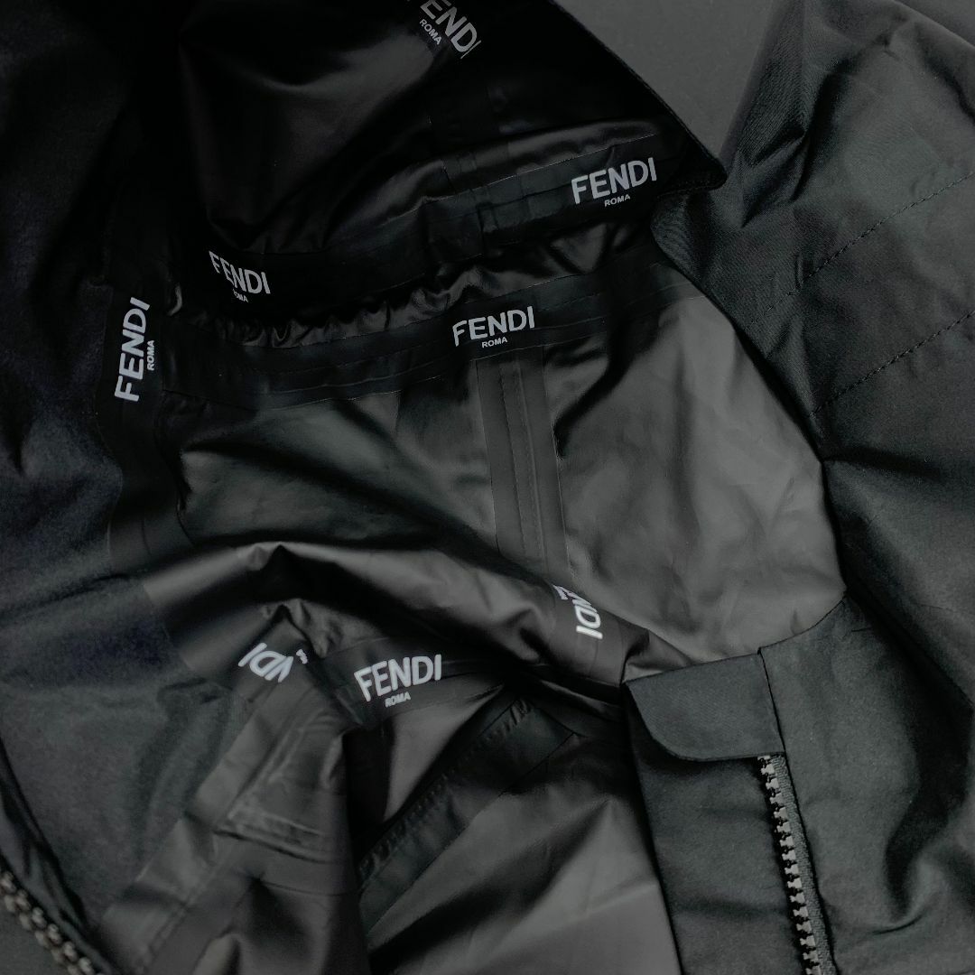 FENDI - 8150 フェンディ ロゴ ショートブルゾン アウター FENDI - 8150 フェンディ ロゴ ショートブルゾン アウター