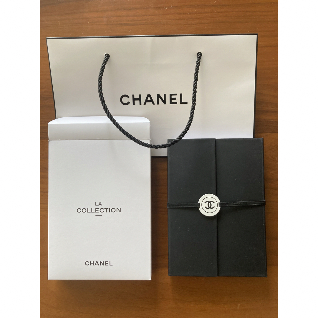 CHANEL(シャネル)のCHANEL シャネル　LA COLLECTION 付箋 エンタメ/ホビーのコレクション(ノベルティグッズ)の商品写真