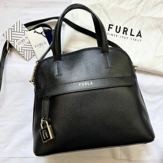 フルラ(Furla)の✨極美品✨2way FURLA ショルダーバッグ　本革　黒　S　新型　ハイパー(ショルダーバッグ)