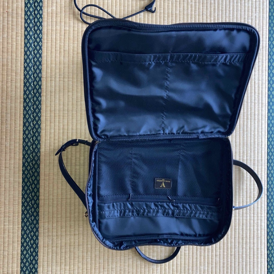 DIANA VALENTIONの旅行用キャリーバッグ レディースのバッグ(スーツケース/キャリーバッグ)の商品写真