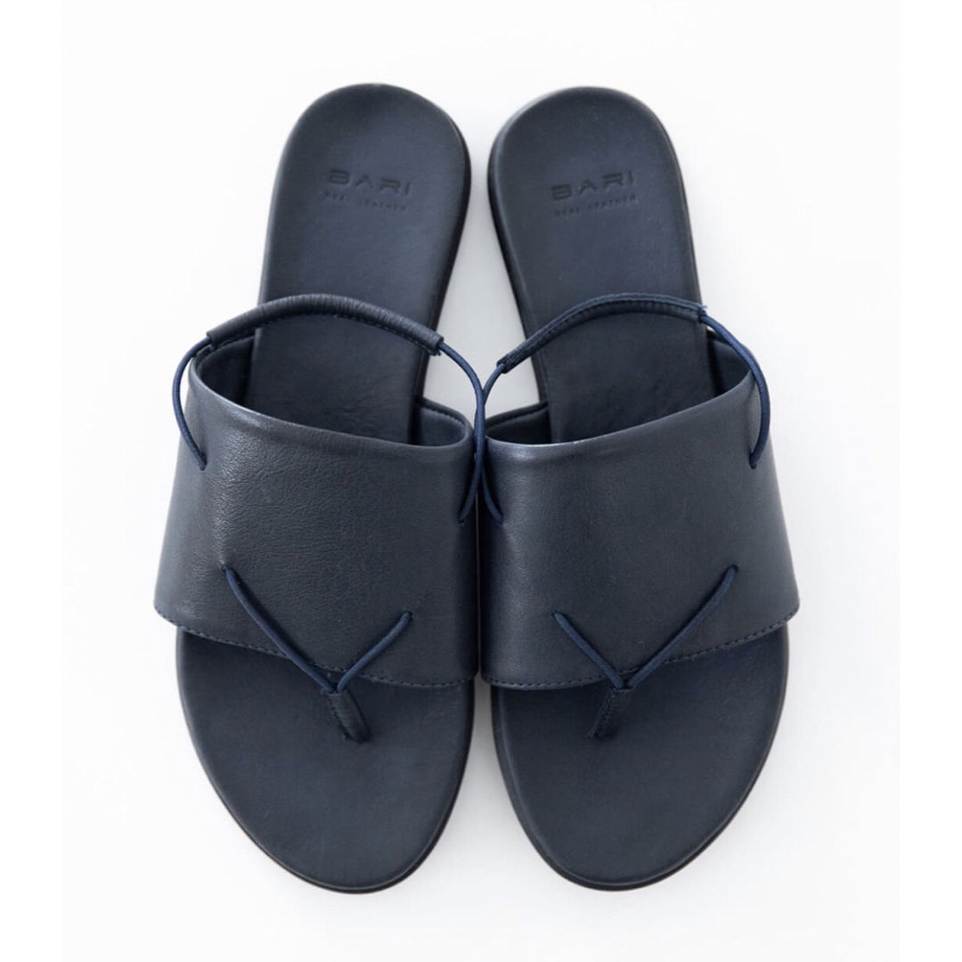 BARIバリ　レザートングフラットサンダル レディースの靴/シューズ(サンダル)の商品写真