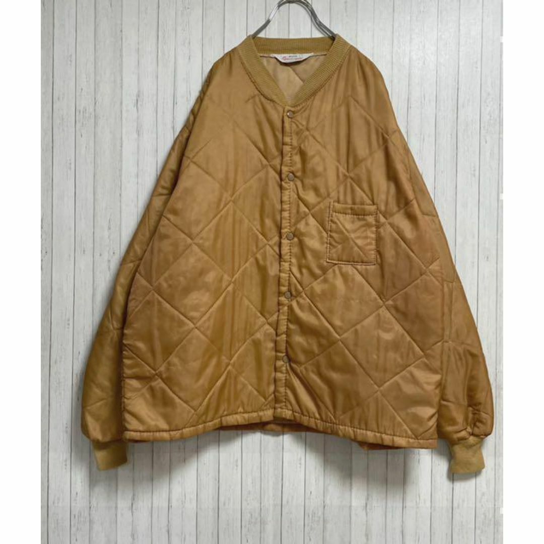 ヴィンテージ　キルティングジャケット　ブラウン　スナップボタン　中綿　胸ポケット メンズのジャケット/アウター(ナイロンジャケット)の商品写真