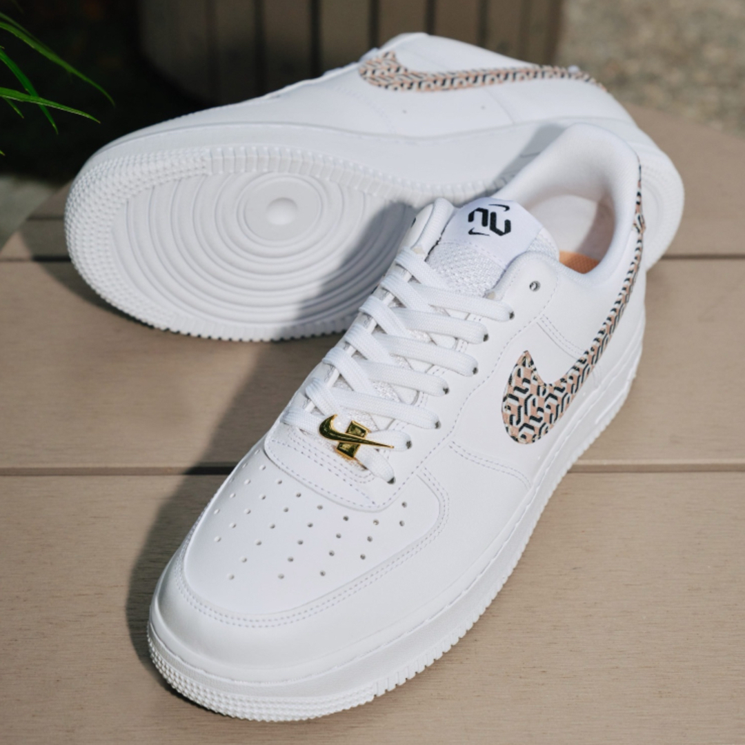 NIKE - 【新品28.5cm相当】NIKE エアフォース1ホワイト NIKE - 【新品28.5cm相当】NIKE エアフォース1ホワイト