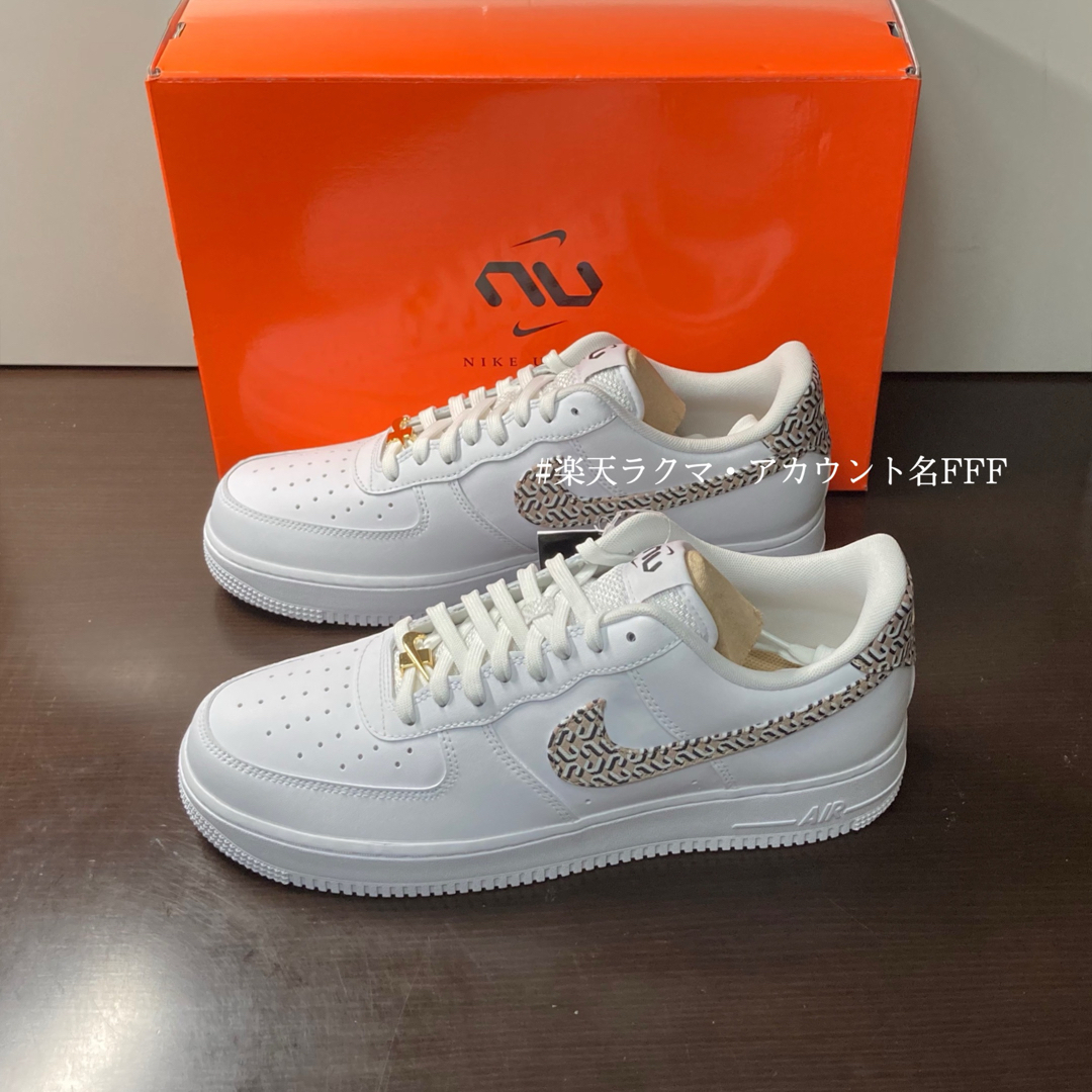 NIKE - 【新品28.5cm相当】NIKE エアフォース1ホワイト NIKE - 【新品28.5cm相当】NIKE エアフォース1ホワイト