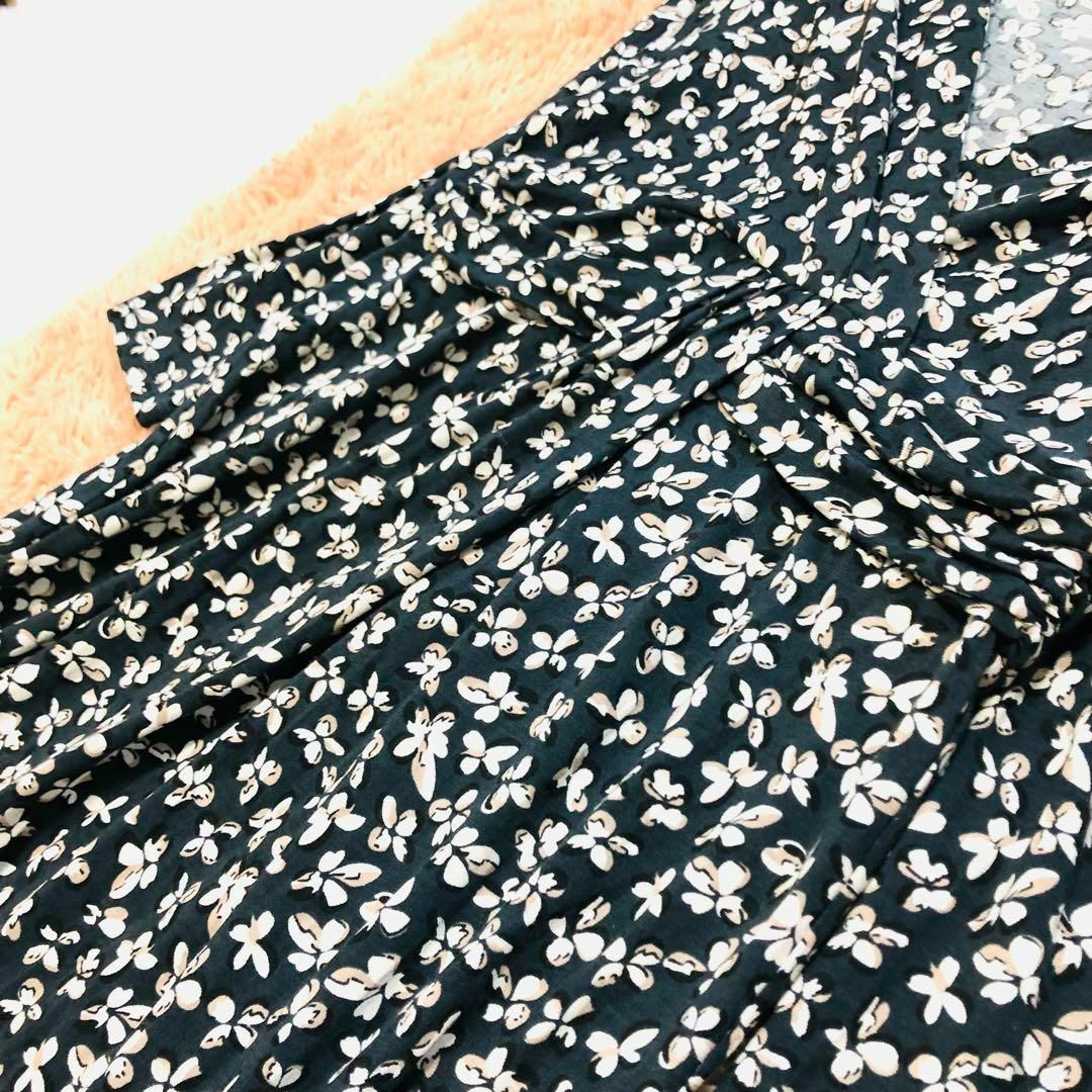 Weekend Max Mara(ウィークエンドマックスマーラ)の✽美品✽ウィークエンドマックスマーラ　花柄　ワンピース　ストレッチ　S シルク混 レディースのワンピース(ひざ丈ワンピース)の商品写真