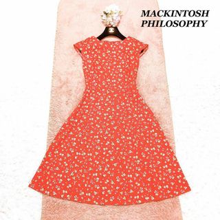 マッキントッシュフィロソフィー(MACKINTOSH PHILOSOPHY)のマッキントッシュフィロソフィー　花柄　ワンピース　朱色　36 コットン(ひざ丈ワンピース)