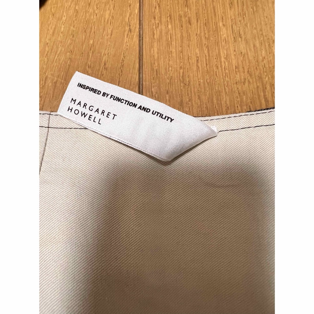 MHL.(エムエイチエル)のMHL マーガレットハウエル　巻きスカート　チャコール レディースのスカート(ひざ丈スカート)の商品写真