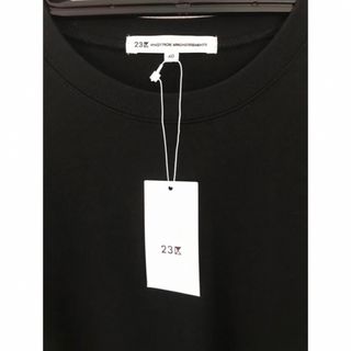 ニジュウサンク(23区)の新品未使用タグ付き 23区 Tシャツ(Tシャツ(半袖/袖なし))