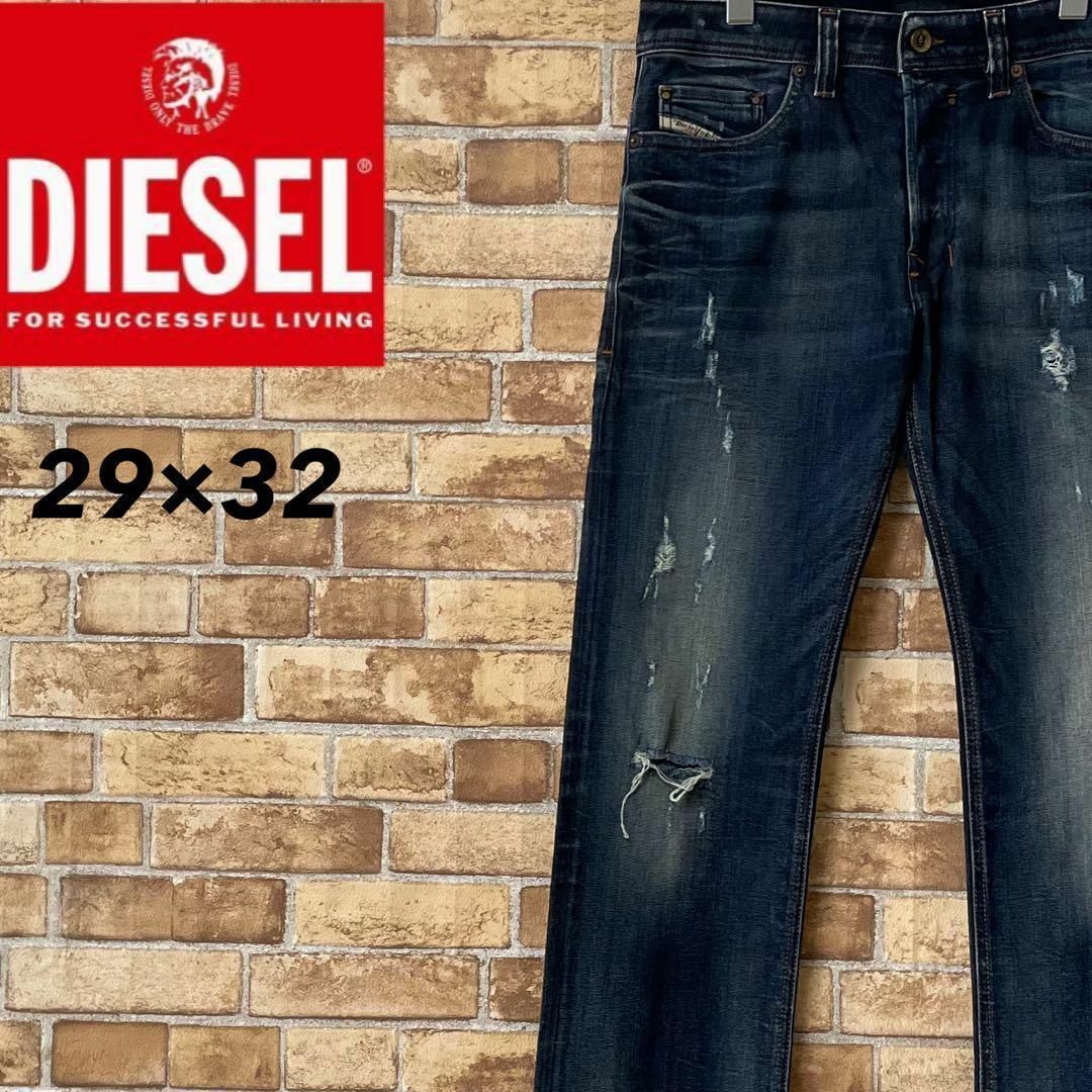 DIESEL(ディーゼル)のディーゼル　デニム　ジーンズ　ジーパン　ダメージ加工　ひげ　ストレート29/32 メンズのパンツ(デニム/ジーンズ)の商品写真