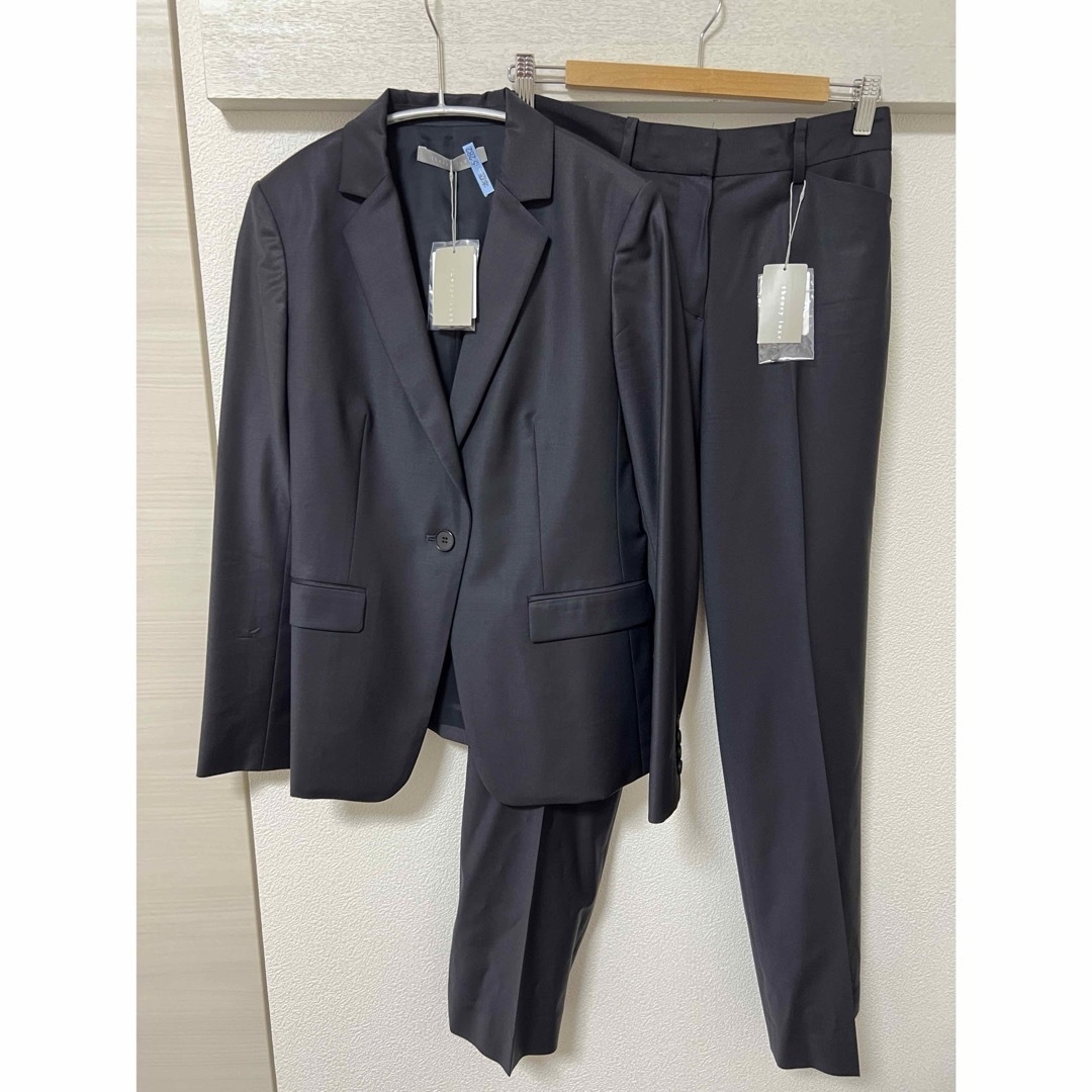 品多く セオリーリュクス パンツスーツ セットアップ 黒 ストライプ 36 品多く セオリーリュクス パンツスーツ セットアップ 黒 ストライプ 36