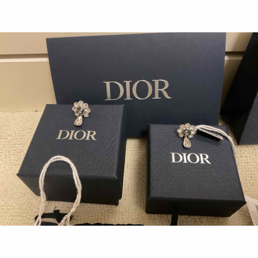 Christian Dior(クリスチャンディオール)のクリスチャンディオール　カボションピアス　 メンズのアクセサリー(ピアス(両耳用))の商品写真